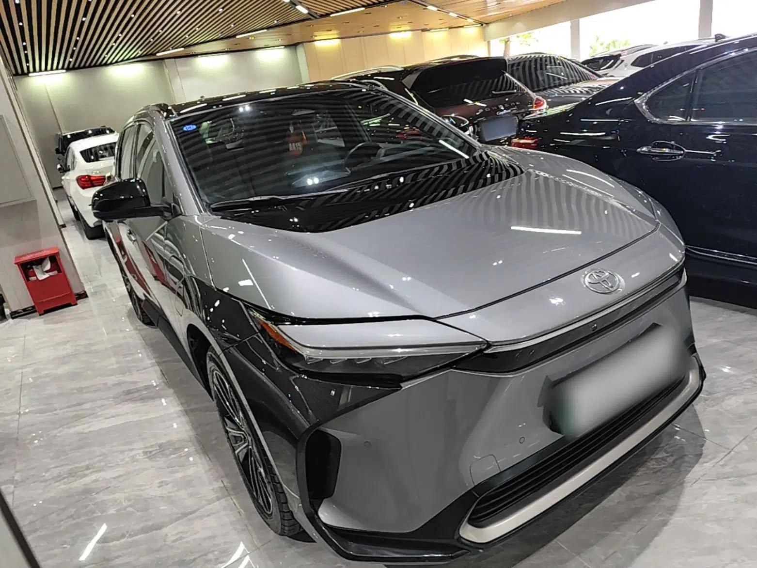 Toyota GAC bZ4X 2022 X-MODE Four-Wheel Drive Ultra — миниатюра 3