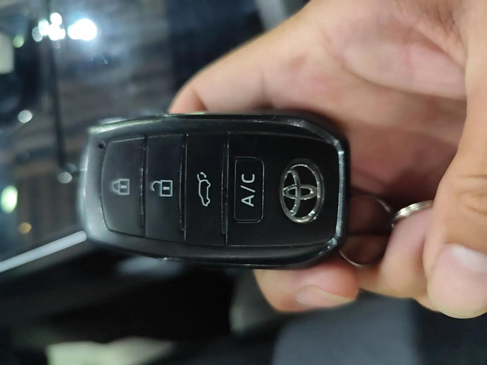 Toyota GAC bZ4X 2022 X-MODE Four-Wheel Drive Ultra — миниатюра 28