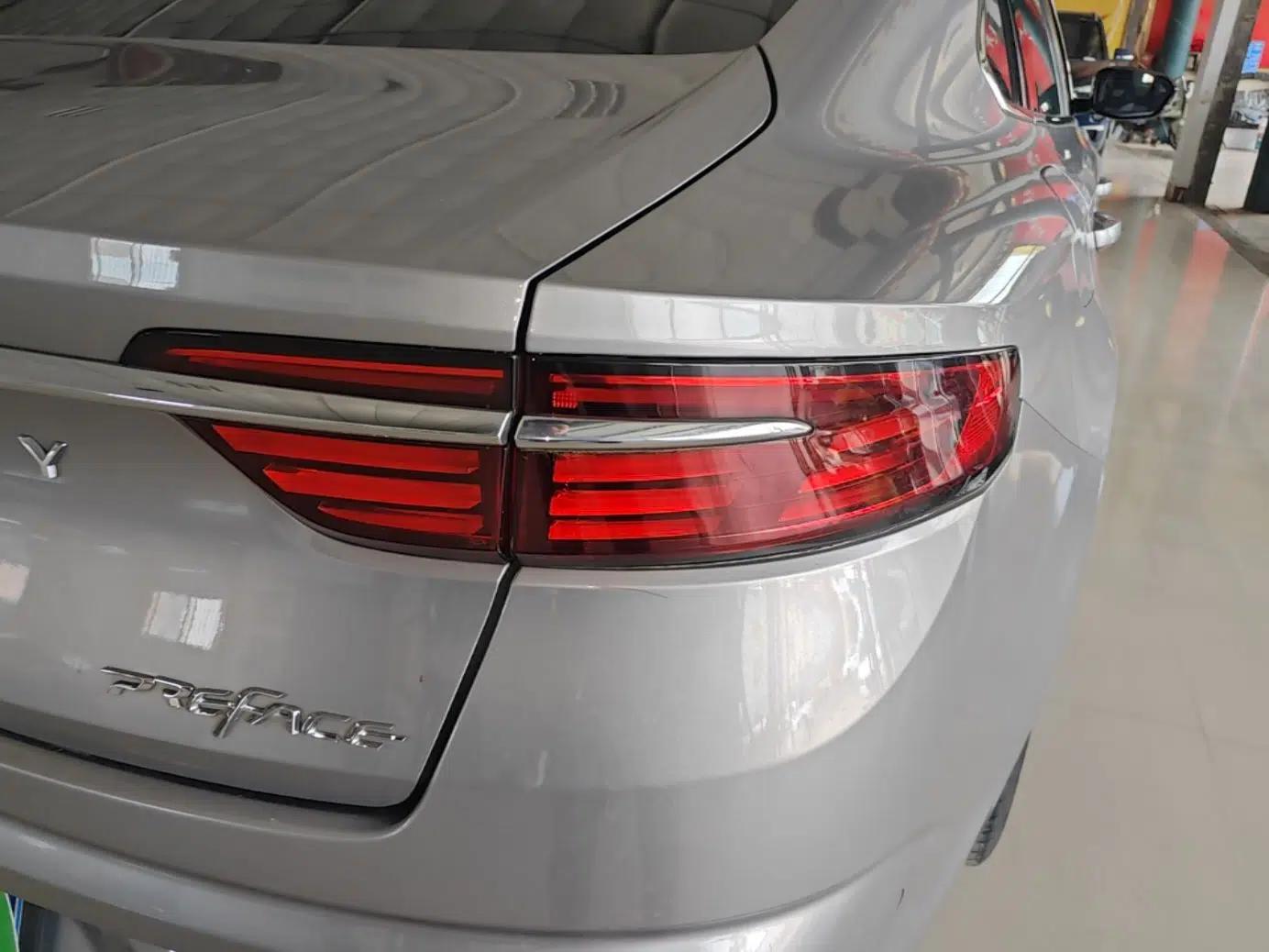 Geely Auto Preface 2021 Revised Version 2.0TD Luxury Edition — миниатюра 9