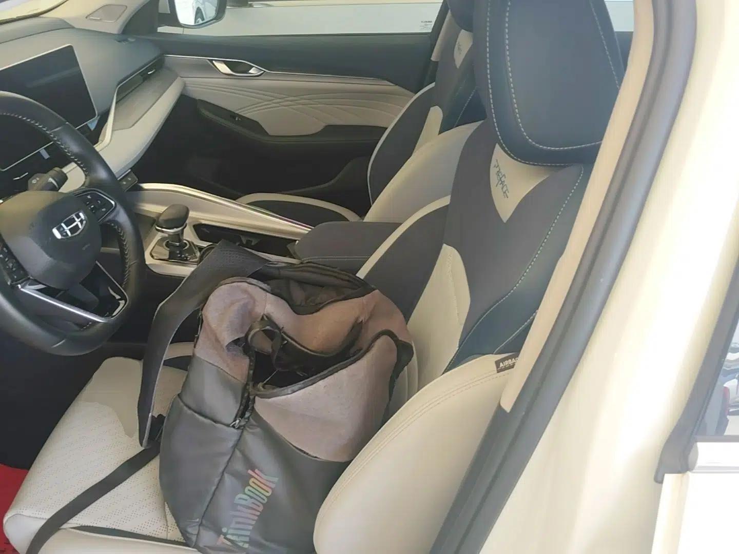 Geely Auto Preface 2021 2.0TD Luxury Version — миниатюра 17