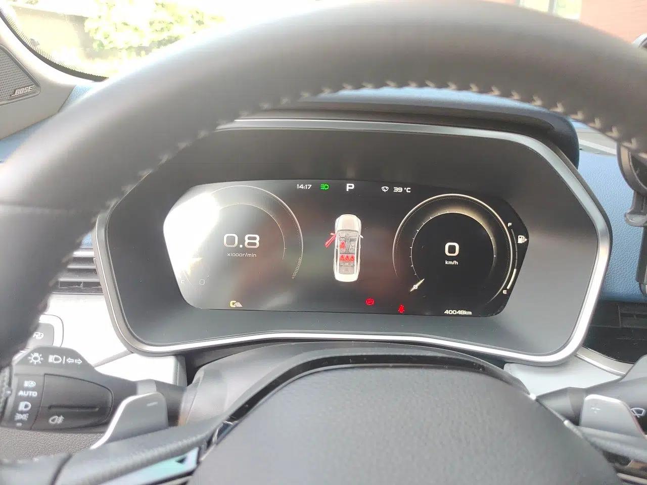 Geely Auto Preface 2021 2.0TD Designer's Recommended Edition — миниатюра 11