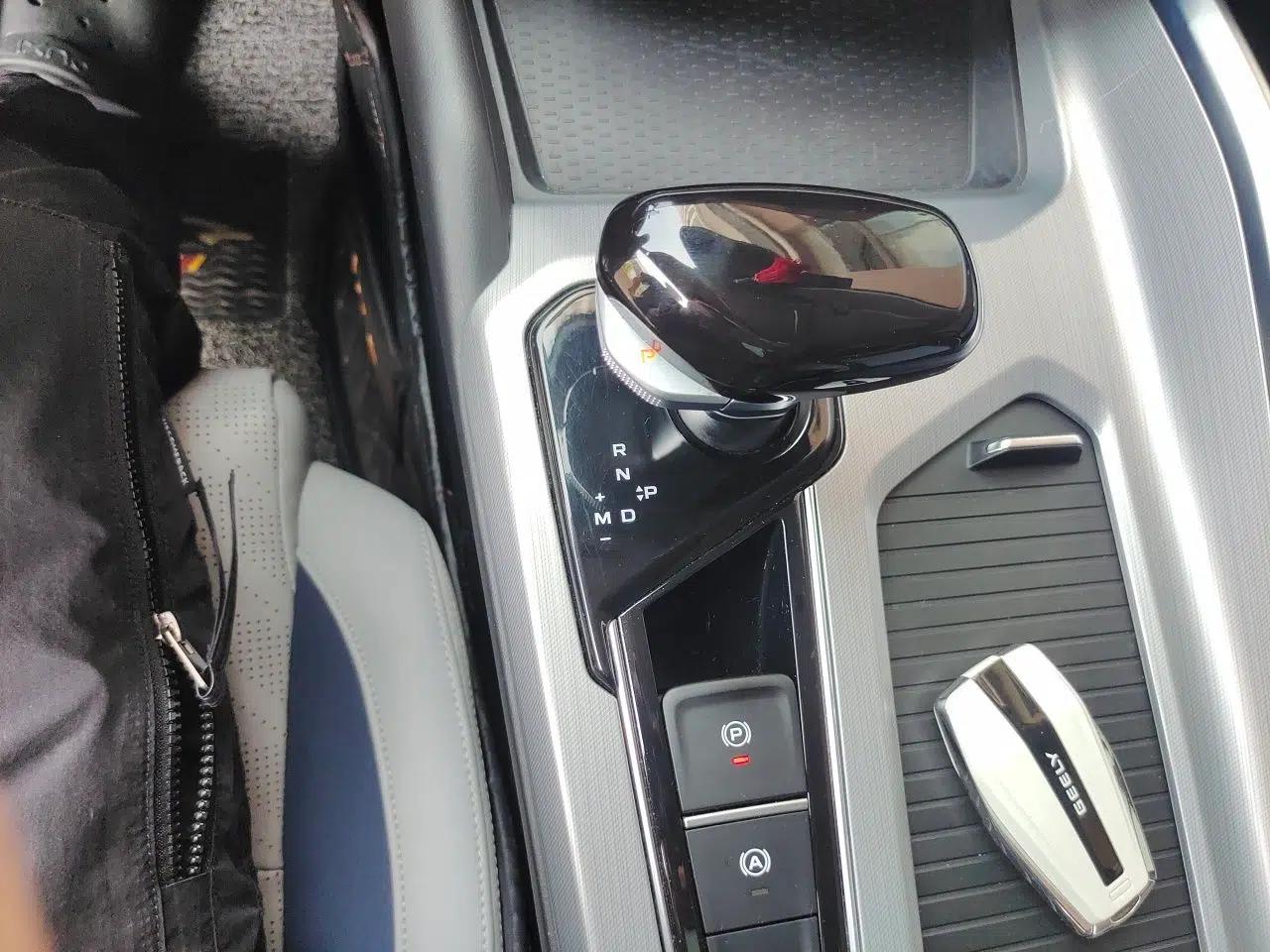 Geely Auto Preface 2021 2.0TD Designer's Recommended Edition — миниатюра 14