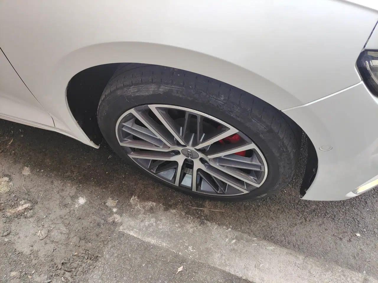 Geely Auto Preface 2021 2.0TD Designer's Recommended Edition — миниатюра 8