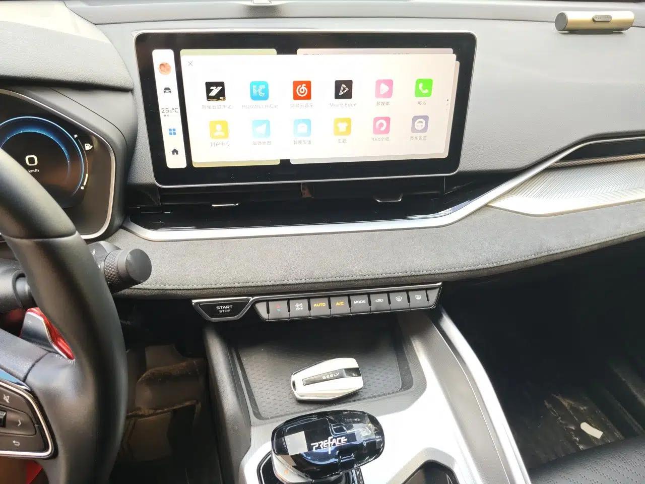 Geely Auto Preface 2023 2.0TD "Only This Verdant Green" Edition — миниатюра 13