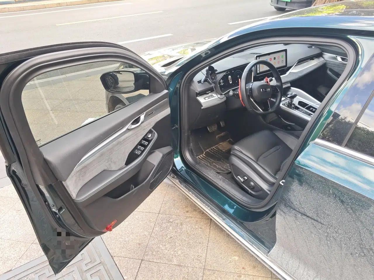 Geely Auto Preface 2023 2.0TD "Only This Verdant Green" Edition — миниатюра 16