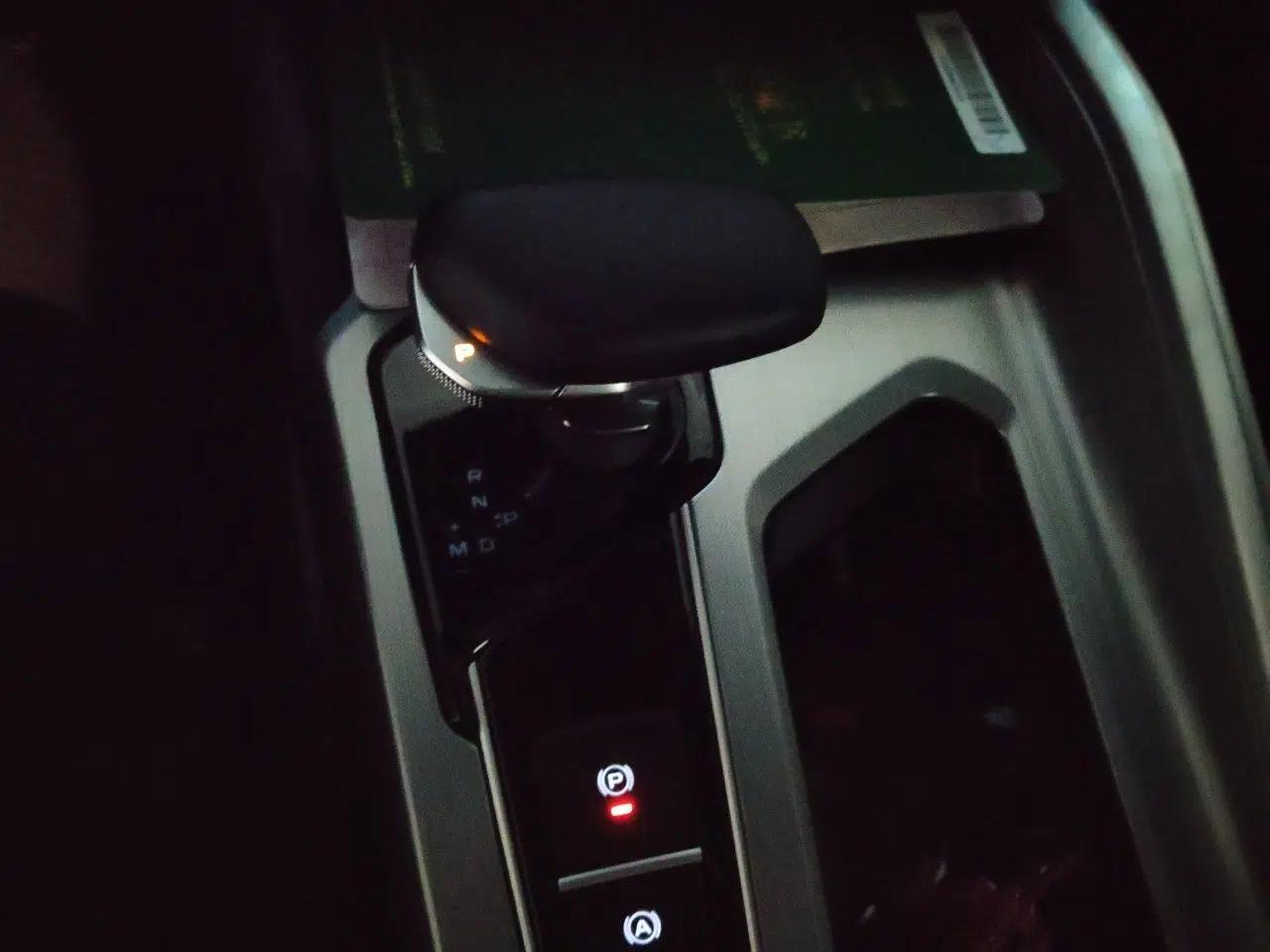 Geely Auto Preface 2023 2.0TD "Only This Verdant Green" Edition — миниатюра 14