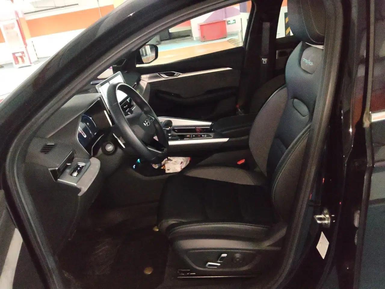 Geely Auto Preface 2023 2.0TD "Only This Verdant Green" Edition — миниатюра 15