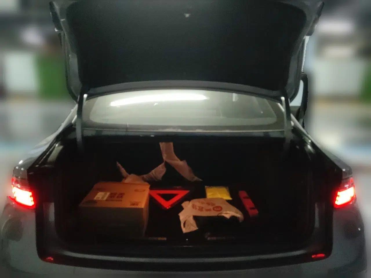 Geely Auto Preface 2026 Model Oriental Yao 1.5TD Kunlun Edition — миниатюра 16