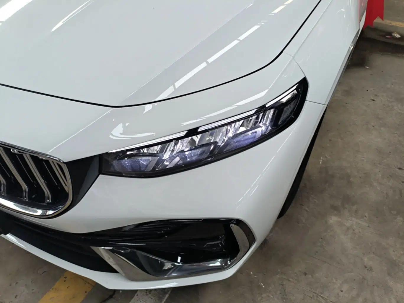 Geely Auto Preface 2026 Model Oriental Yao 1.5TD Fuyao Edition — миниатюра 8