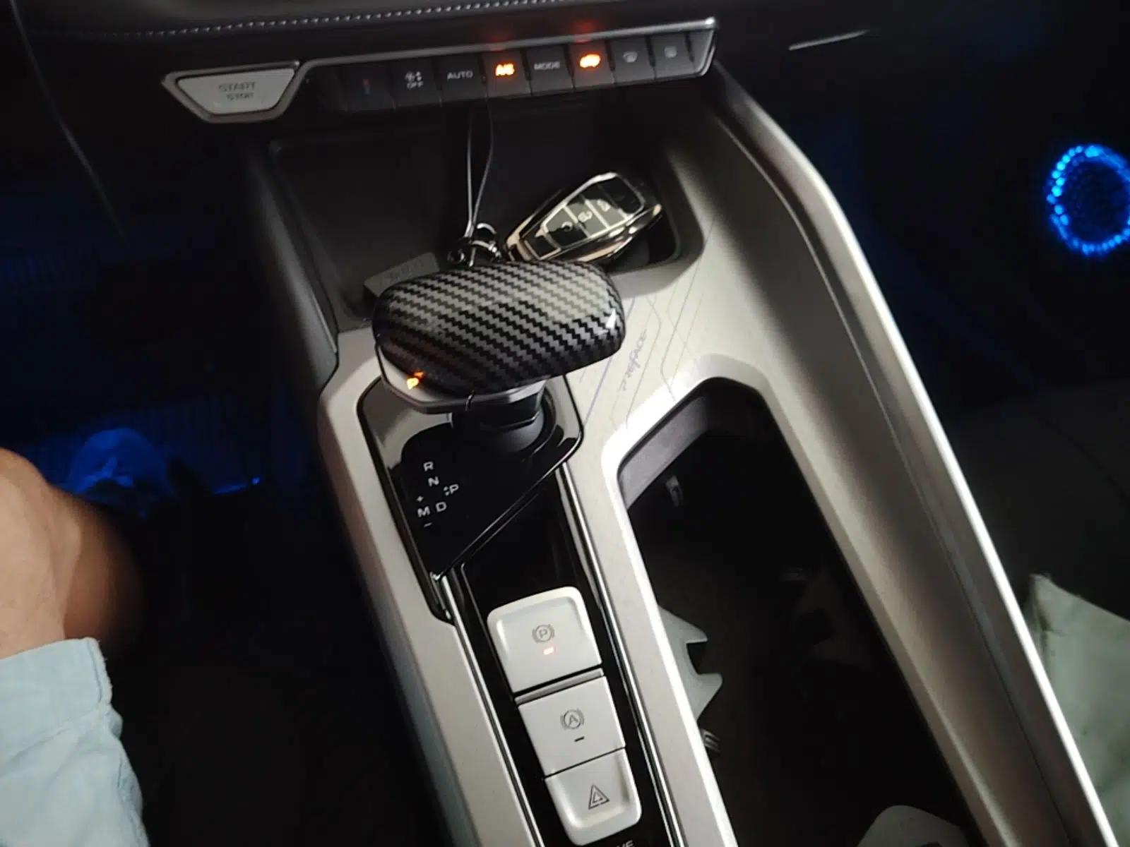 Geely Auto Preface 2025 Dongfang Yao 1.5TD Kunlun Edition — миниатюра 25