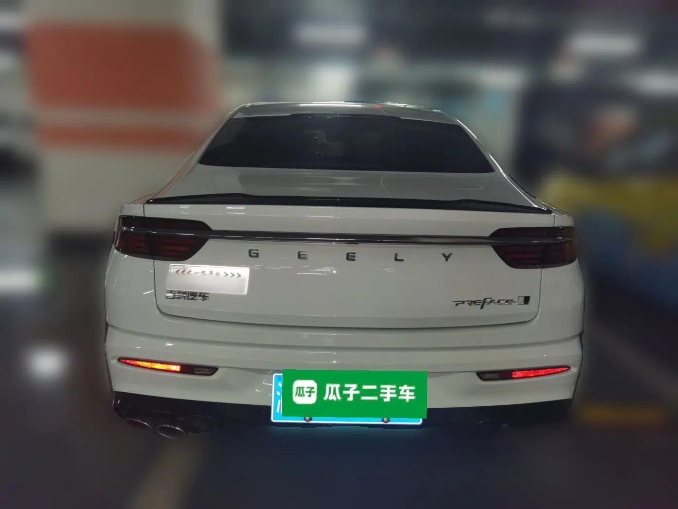Geely Auto Preface 2025 Dongfang Yao 1.5TD Kunlun Edition — миниатюра 5