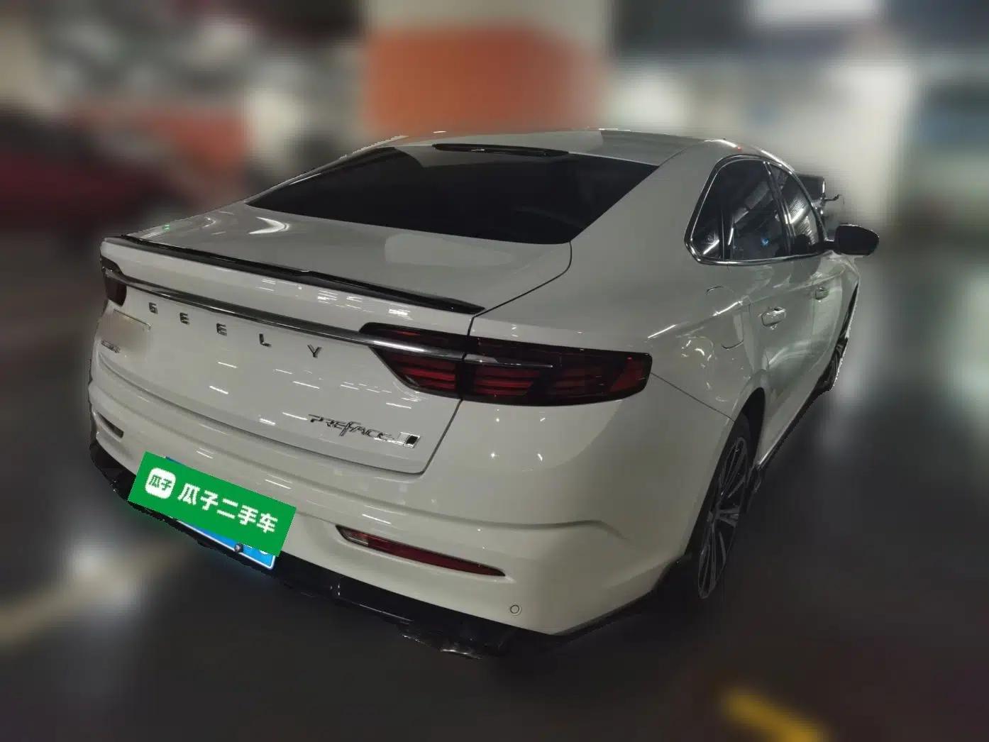 Geely Auto Preface 2025 Dongfang Yao 1.5TD Kunlun Edition — миниатюра 6
