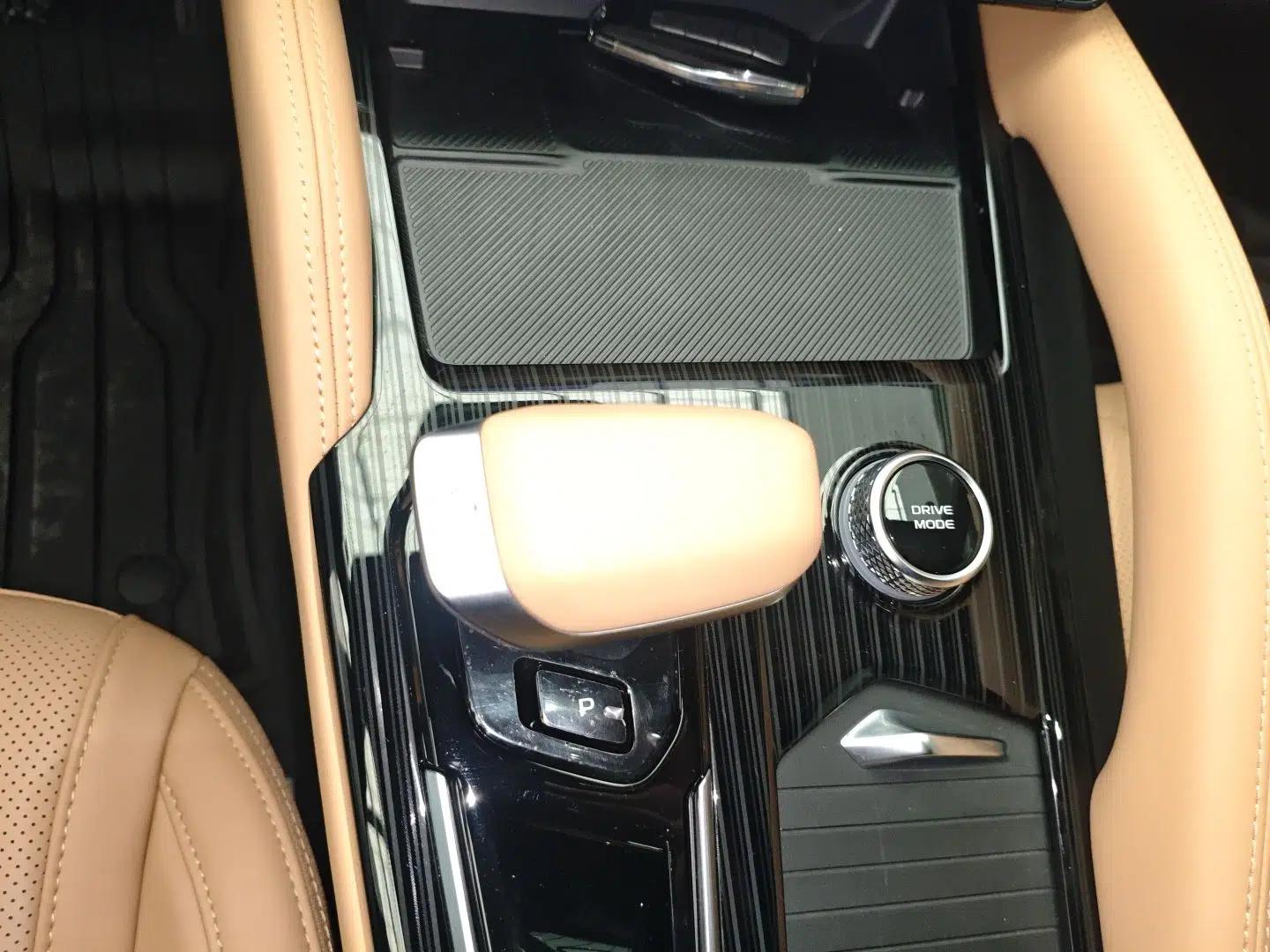 Geely Auto Monjaro L Intelligent Engine 2024 1.5T Nebula Edition — миниатюра 15