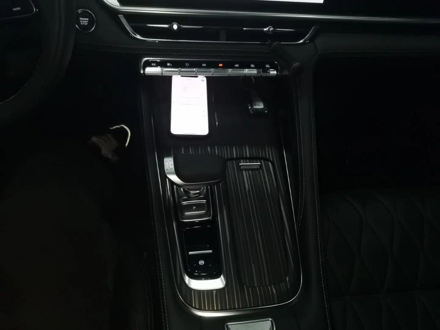 Geely Auto Monjaro L 2026 Model 2.0TD DCT Changfeng Yue Shan Edition — миниатюра 16