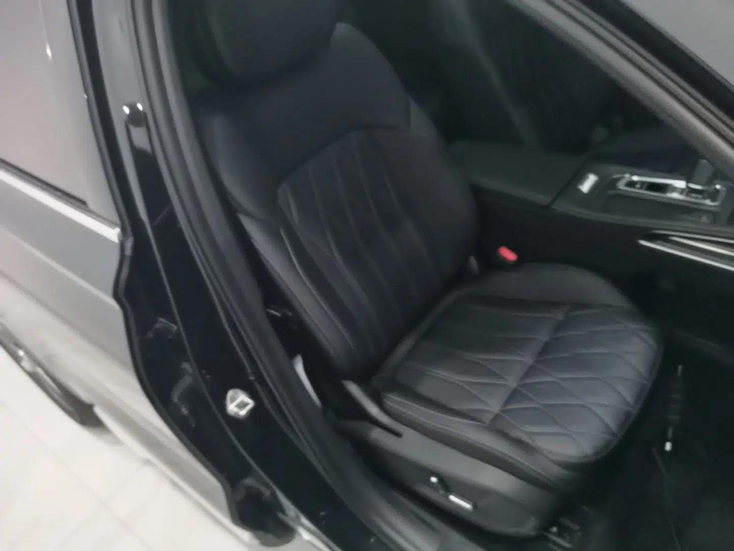 Geely Auto Monjaro L 2026 Model 2.0TD DCT Changfeng Yue Shan Edition — миниатюра 19