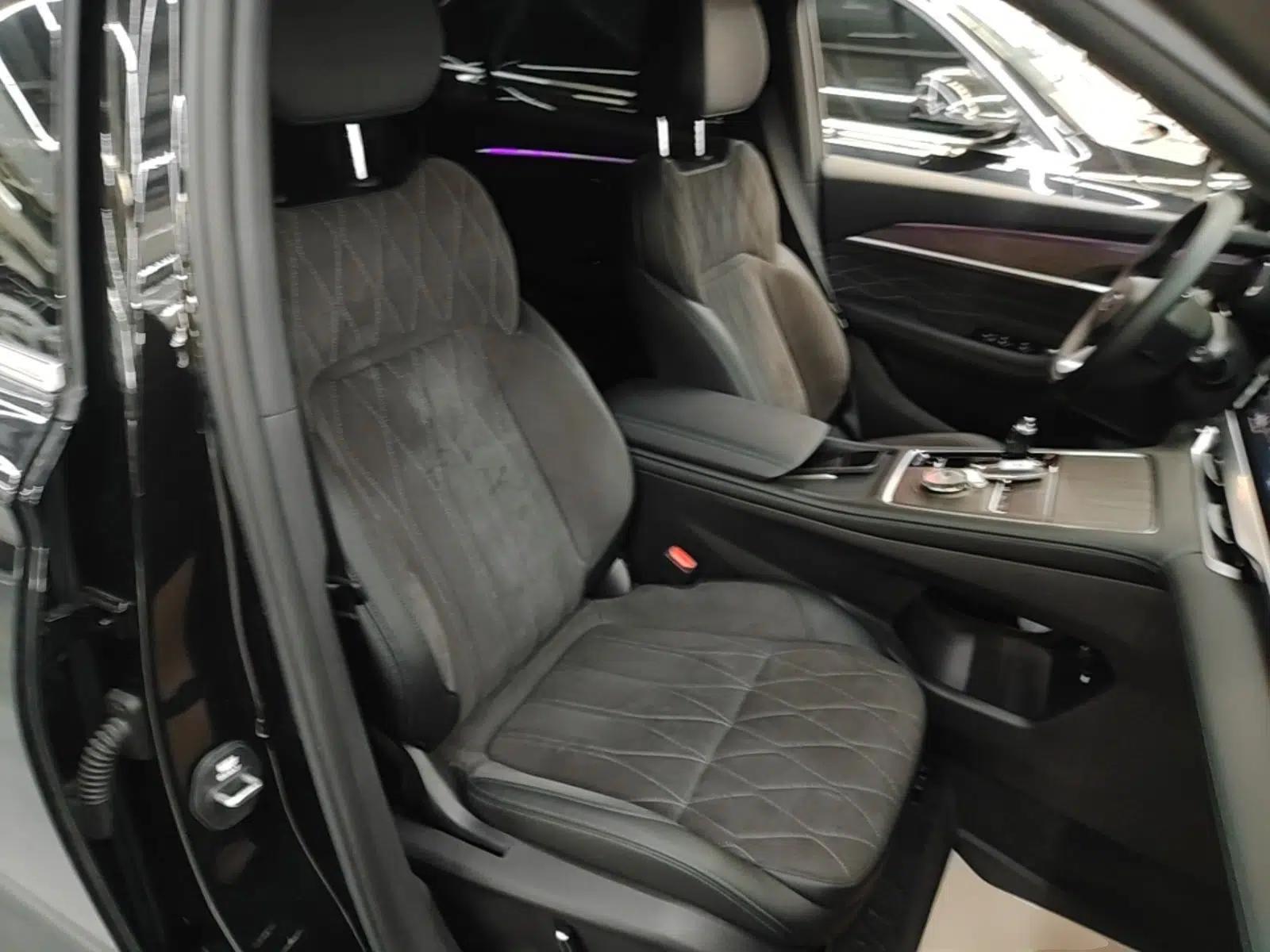Geely Auto Monjaro L 2025 Dongfang Yao 2.0TD Automatic Lanxing Edition — миниатюра 19