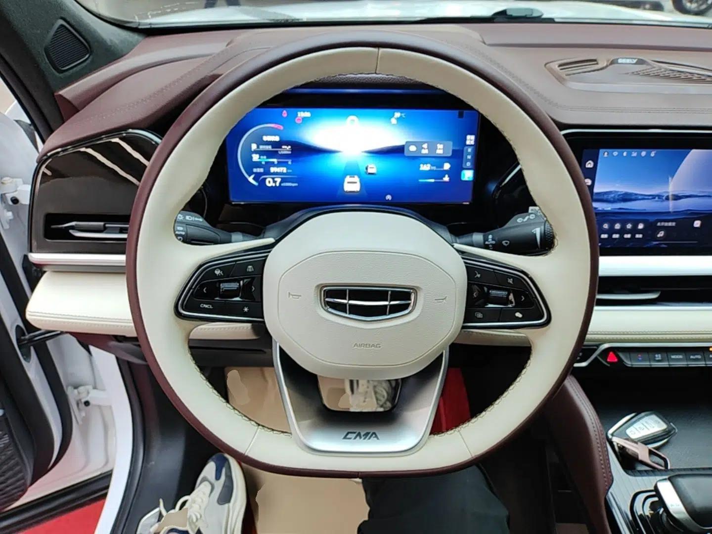 Geely Auto Monjaro L 2021 2.0TD DCT EVO Two-Wheel Drive Prestige Version — миниатюра 13