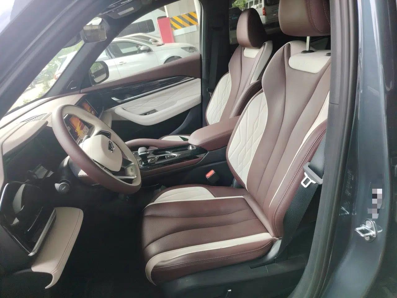 Geely Auto Monjaro L 2021 2.0TD DCT EVO Two-Wheel Drive Smart Luxury Version — миниатюра 15