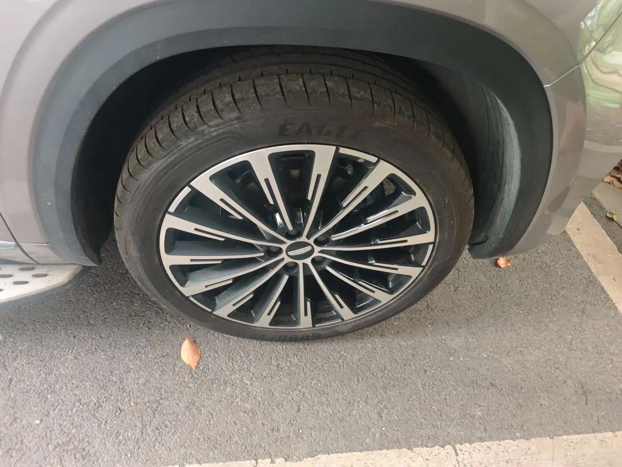 Geely Auto Monjaro L 2025 Dongfang Yao 2.0TD Automatic Lanxing Edition — миниатюра 8