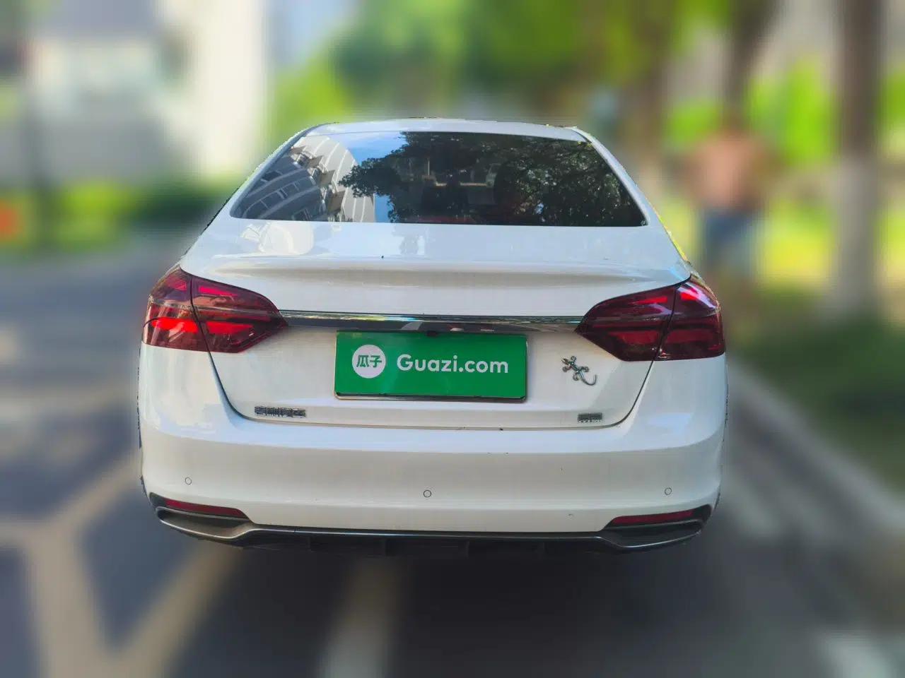 Geely Auto Emgrand 2019 Leading Edition 1.5L Manual Upgraded Connectivity Model China VI Standard — миниатюра 5