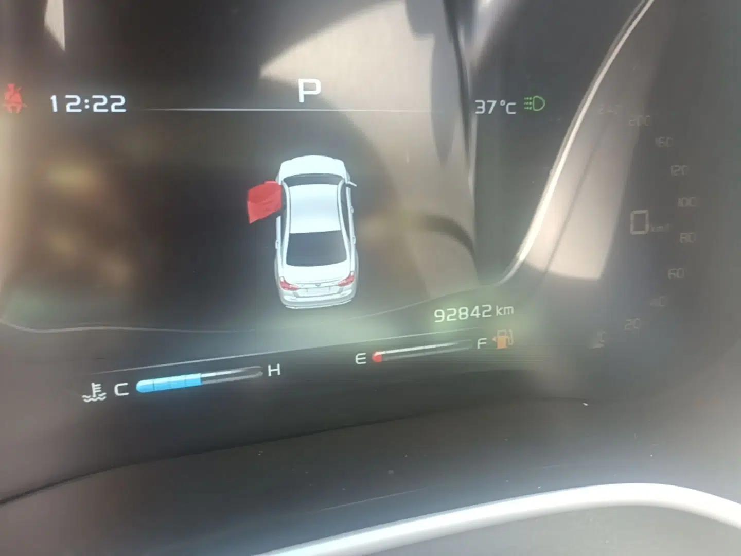 Geely Auto Emgrand 2018 1.5L CVT Upward Connect Edition — миниатюра 14