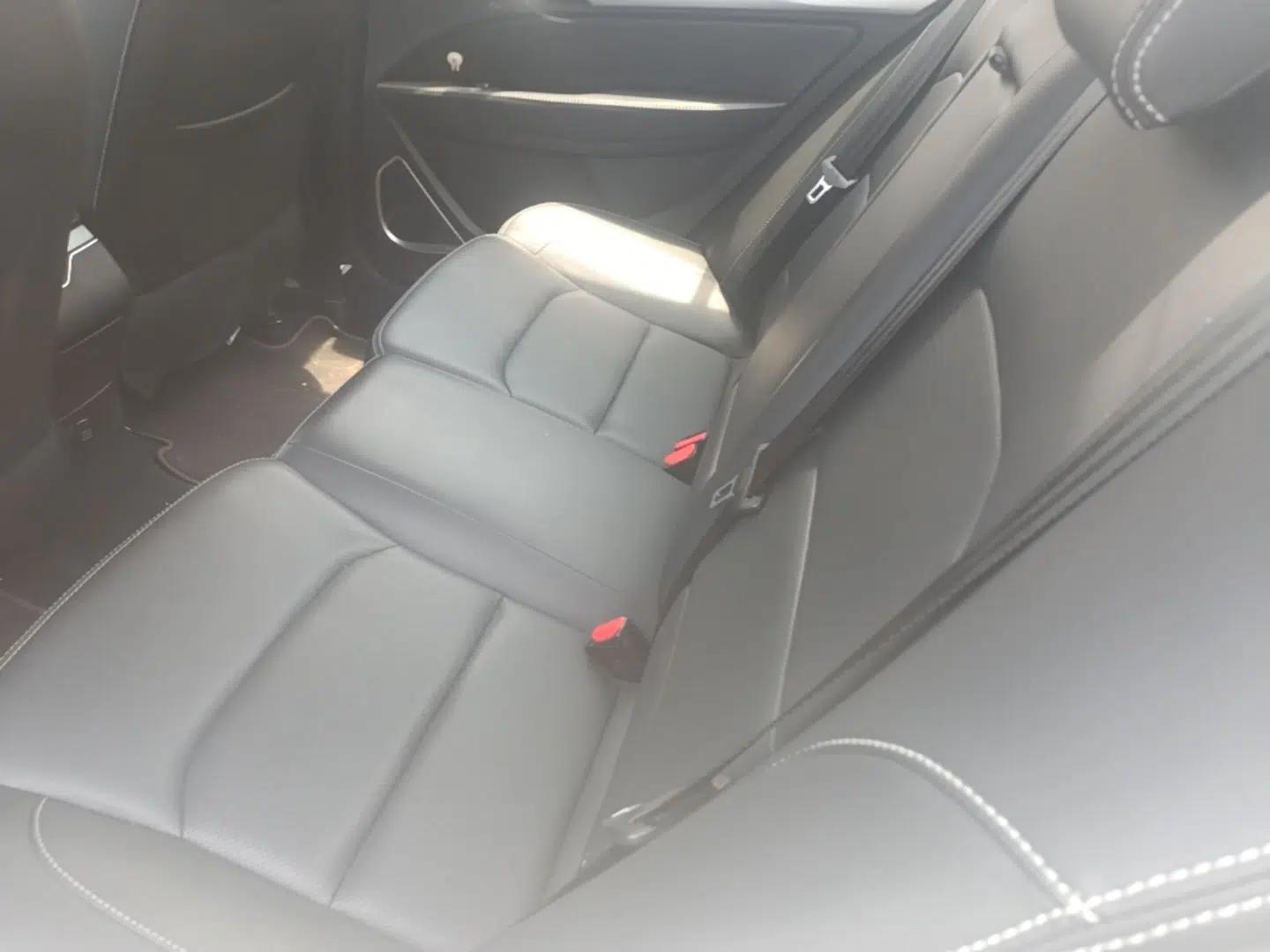 Geely Auto Emgrand 2018 1.5L CVT Upward Connect Edition — миниатюра 20