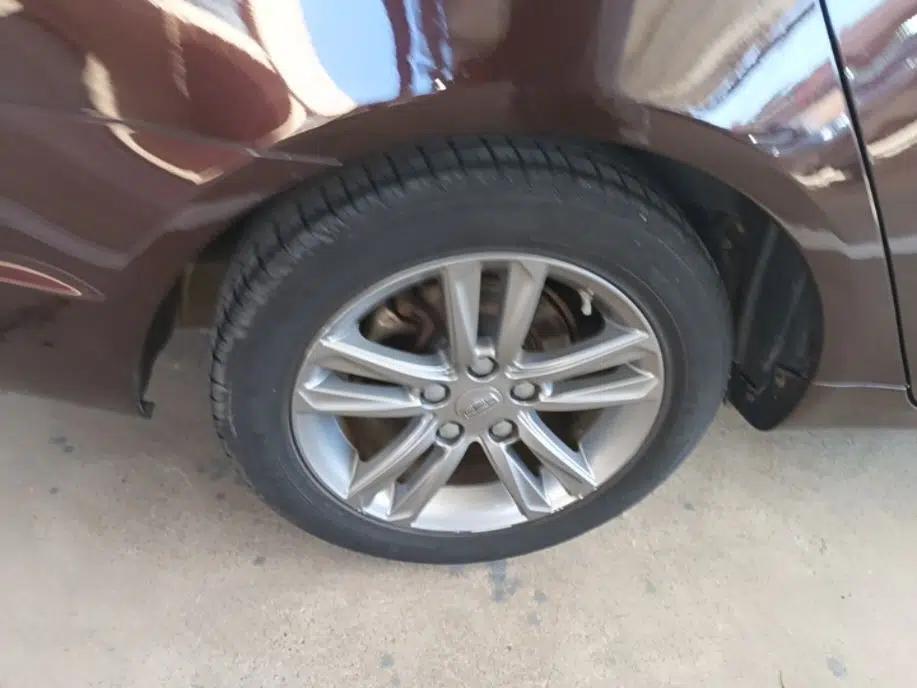 Geely Auto Emgrand 2017 Sedan Million Edition 1.5L CVT Upward Version — миниатюра 11