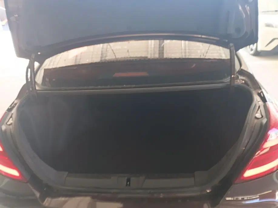 Geely Auto Emgrand 2017 Sedan Million Edition 1.5L CVT Upward Version — миниатюра 27