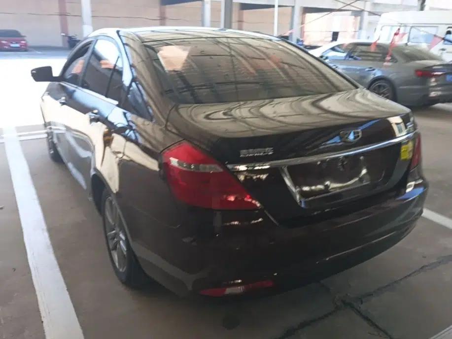 Geely Auto Emgrand 2017 Sedan Million Edition 1.5L CVT Upward Version — миниатюра 4