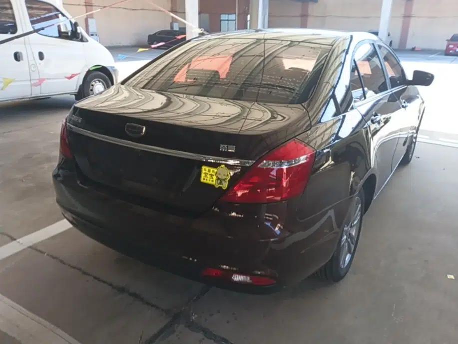 Geely Auto Emgrand 2017 Sedan Million Edition 1.5L CVT Upward Version — миниатюра 6