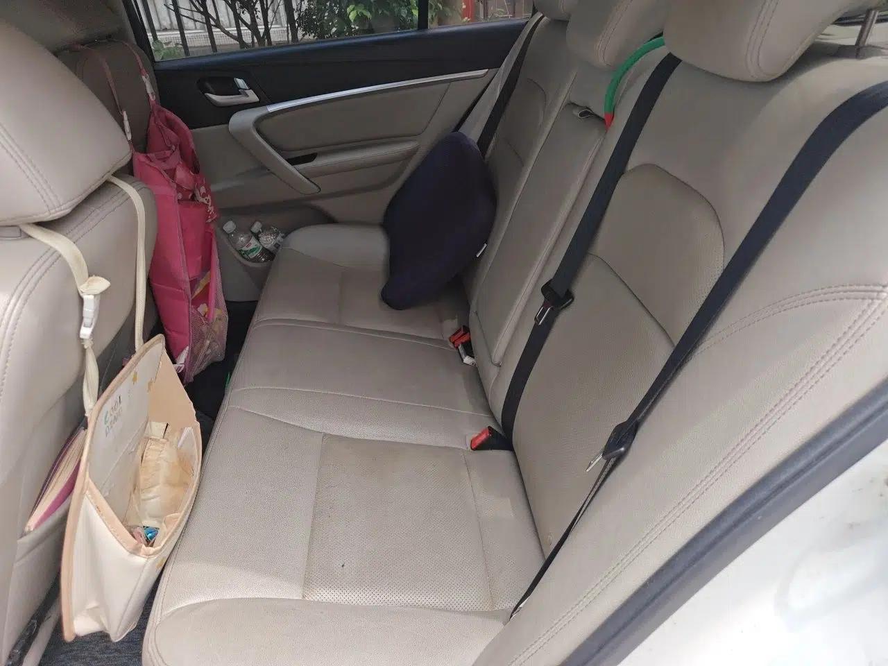 Geely Auto Emgrand 2014 Sedan 1.3T CVT Prestige Model — миниатюра 17