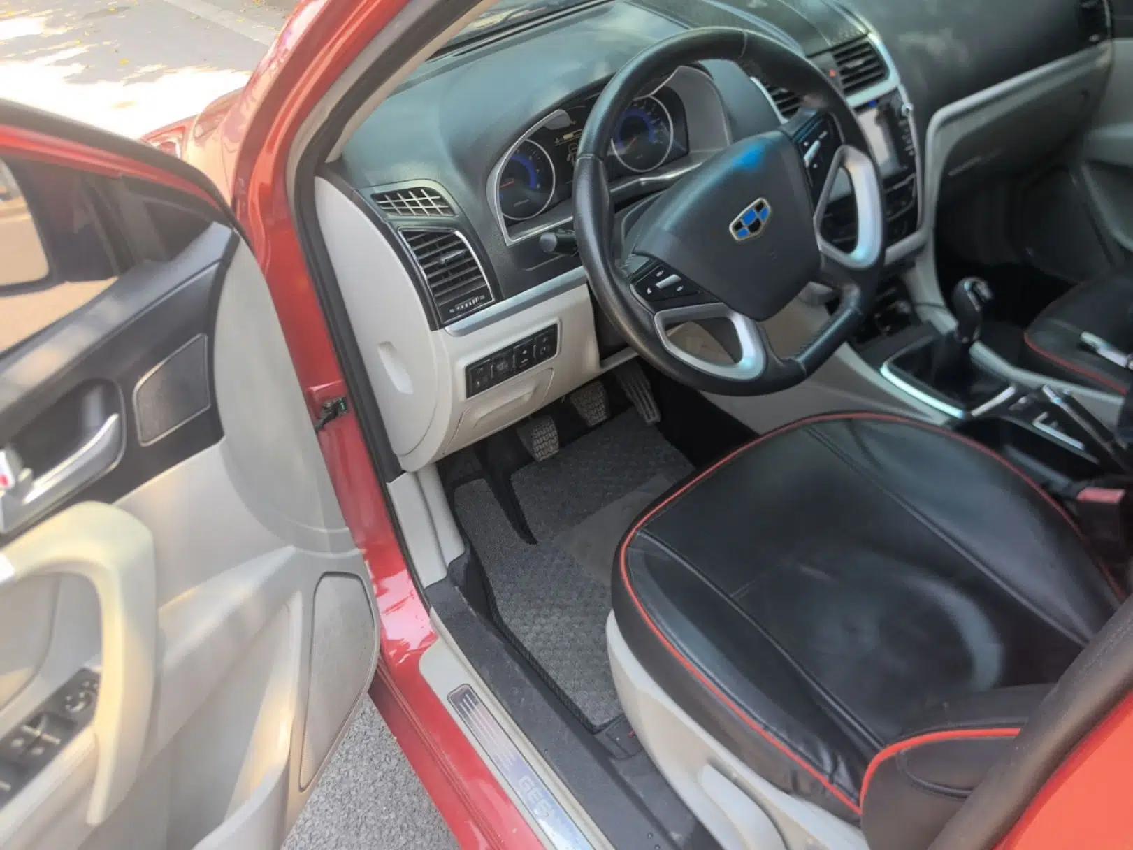 Geely Auto Emgrand 2014 Sedan 1.5L Manual Elite Model — миниатюра 18
