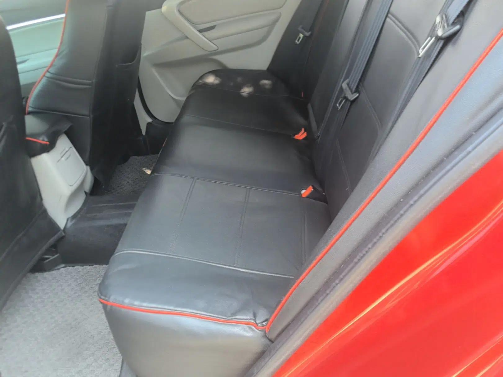 Geely Auto Emgrand 2014 Sedan 1.5L Manual Elite Model — миниатюра 20