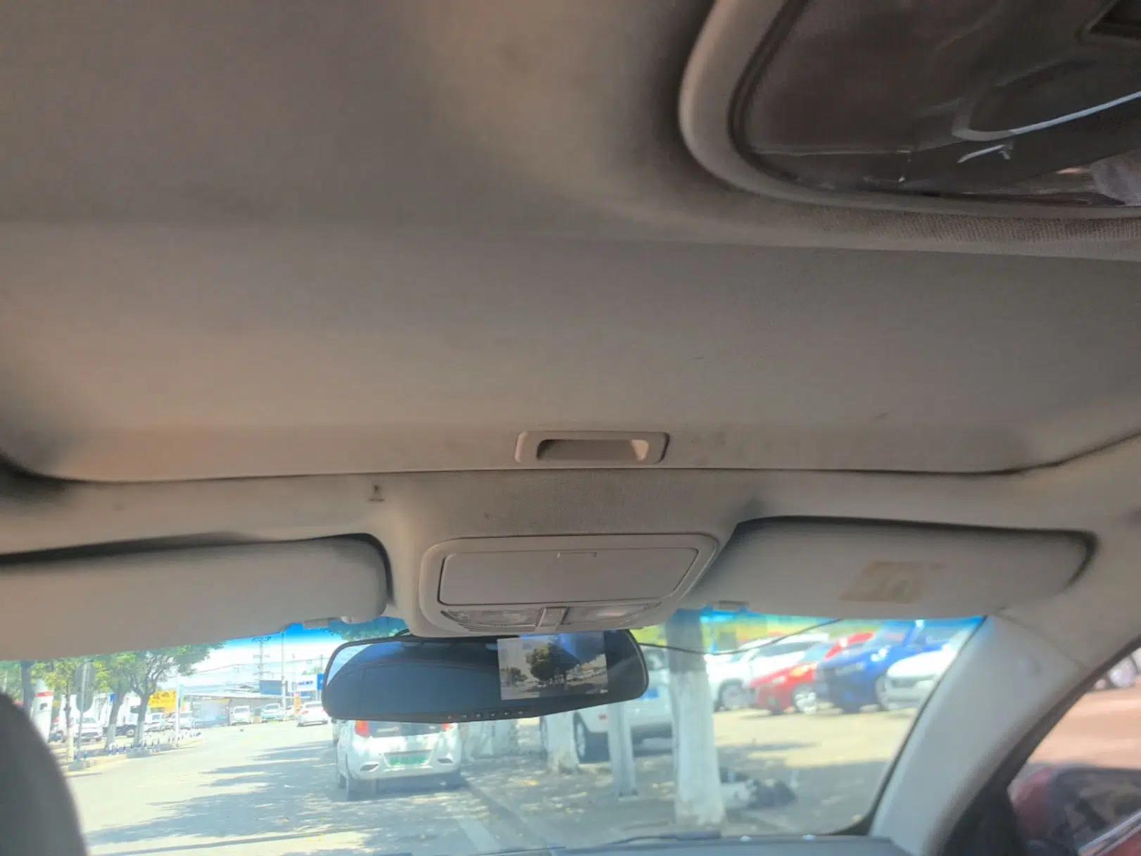 Geely Auto Emgrand 2014 Sedan 1.5L Manual Elite Model — миниатюра 21