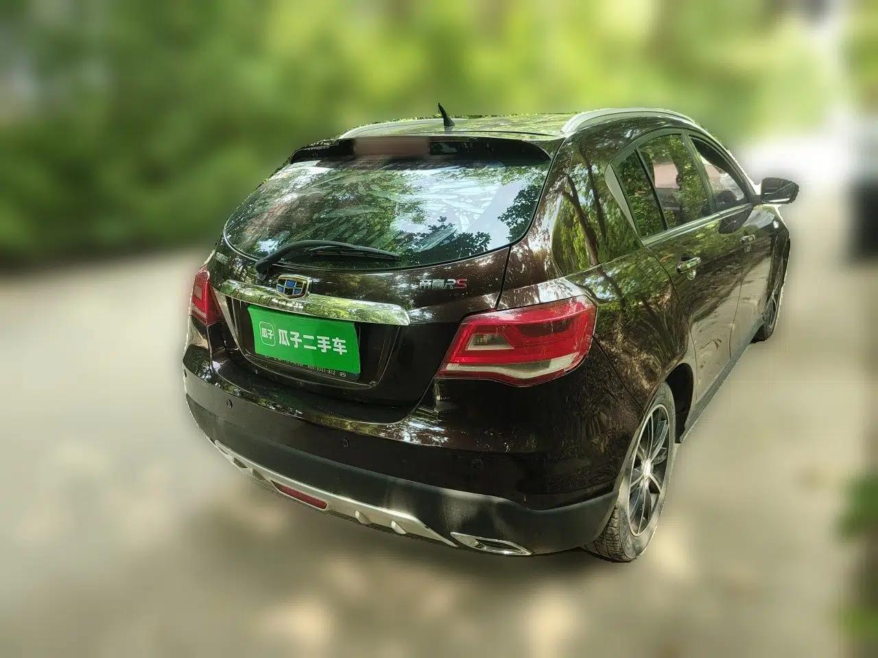 Geely Auto Emgrand 2017 Hatchback RS Million Edition 1.5L Manual Upward Version — миниатюра 6