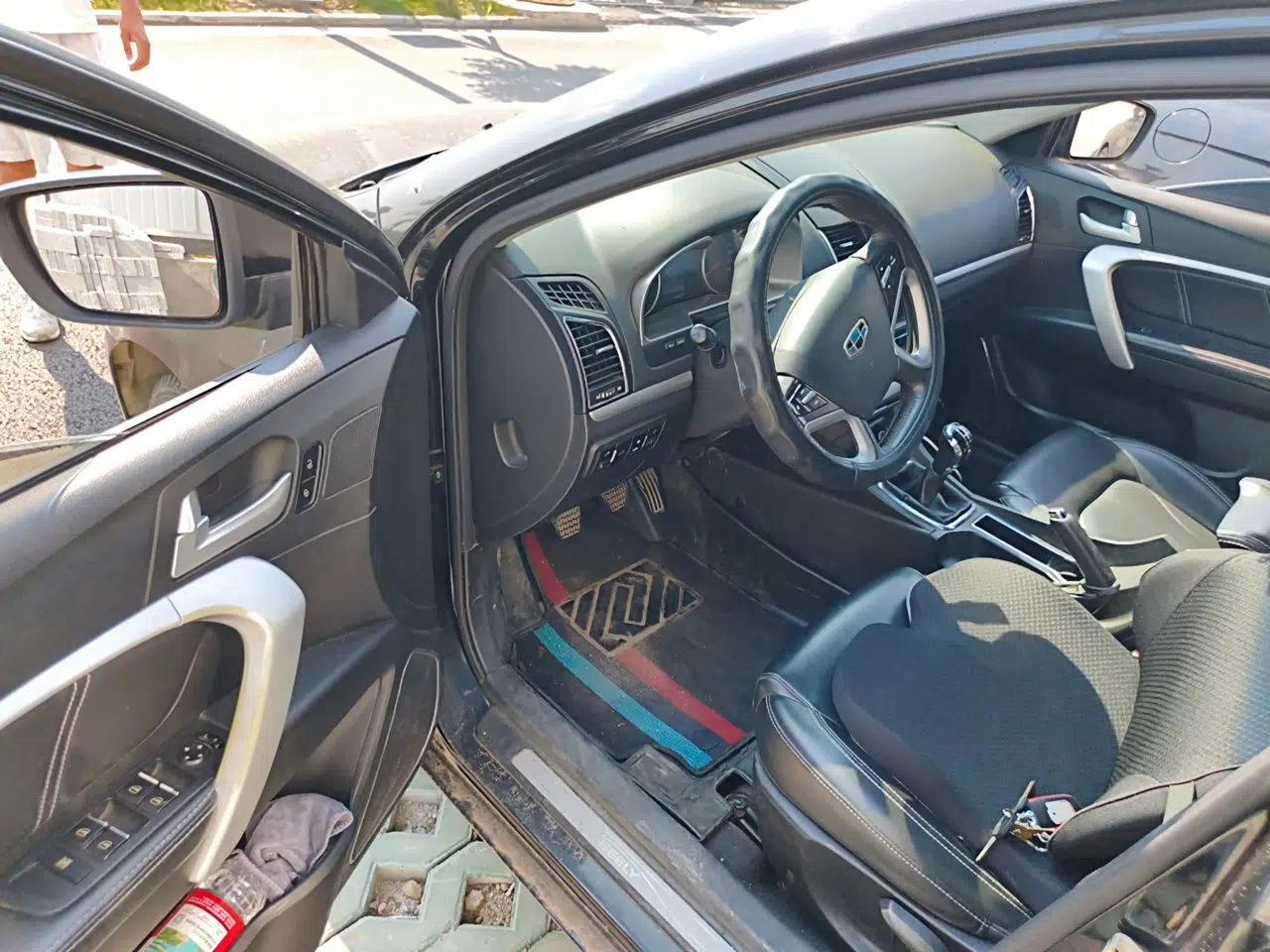 Geely Auto Emgrand 2016 Sedan 1.5L Manual Upward Edition — миниатюра 16
