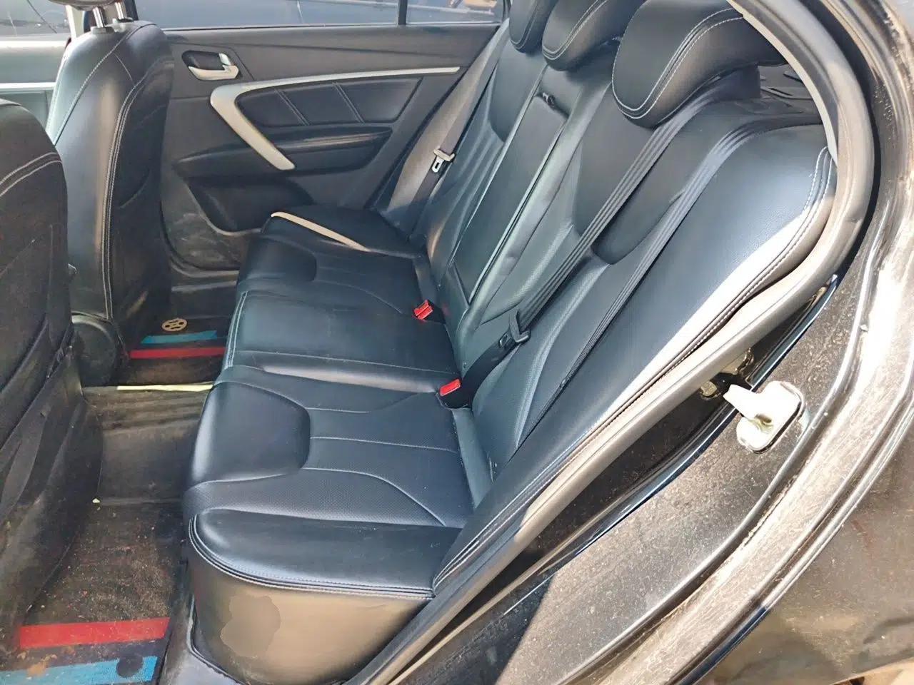 Geely Auto Emgrand 2016 Sedan 1.5L Manual Upward Edition — миниатюра 17