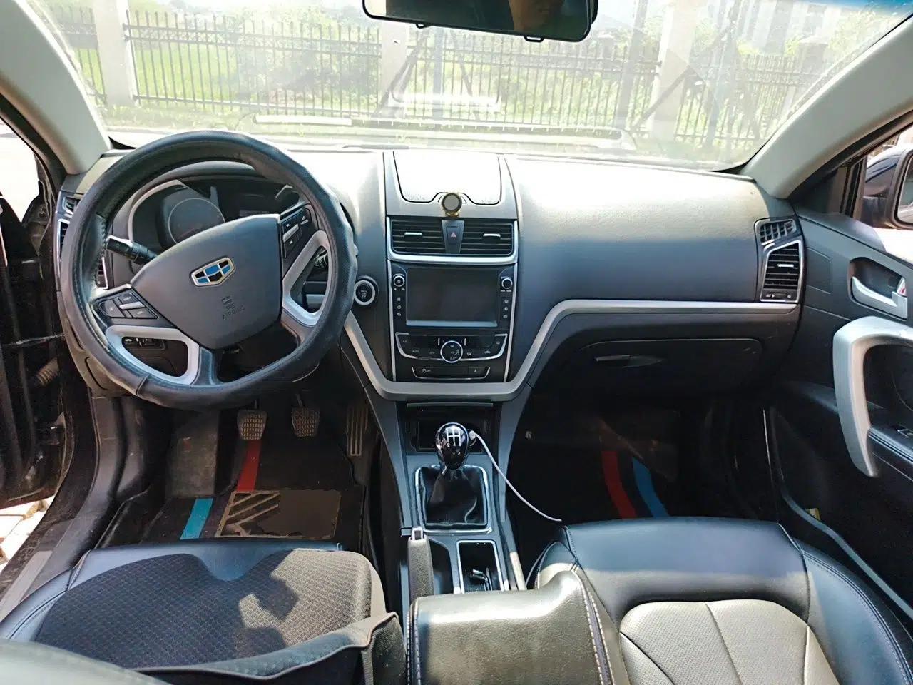 Geely Auto Emgrand 2016 Sedan 1.5L Manual Upward Edition — миниатюра 9