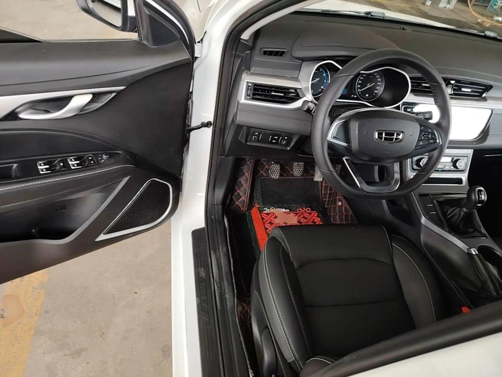 Geely Auto Emgrand 2019 Leading Edition 1.5L Manual Luxury Model China VI Standard — миниатюра 18