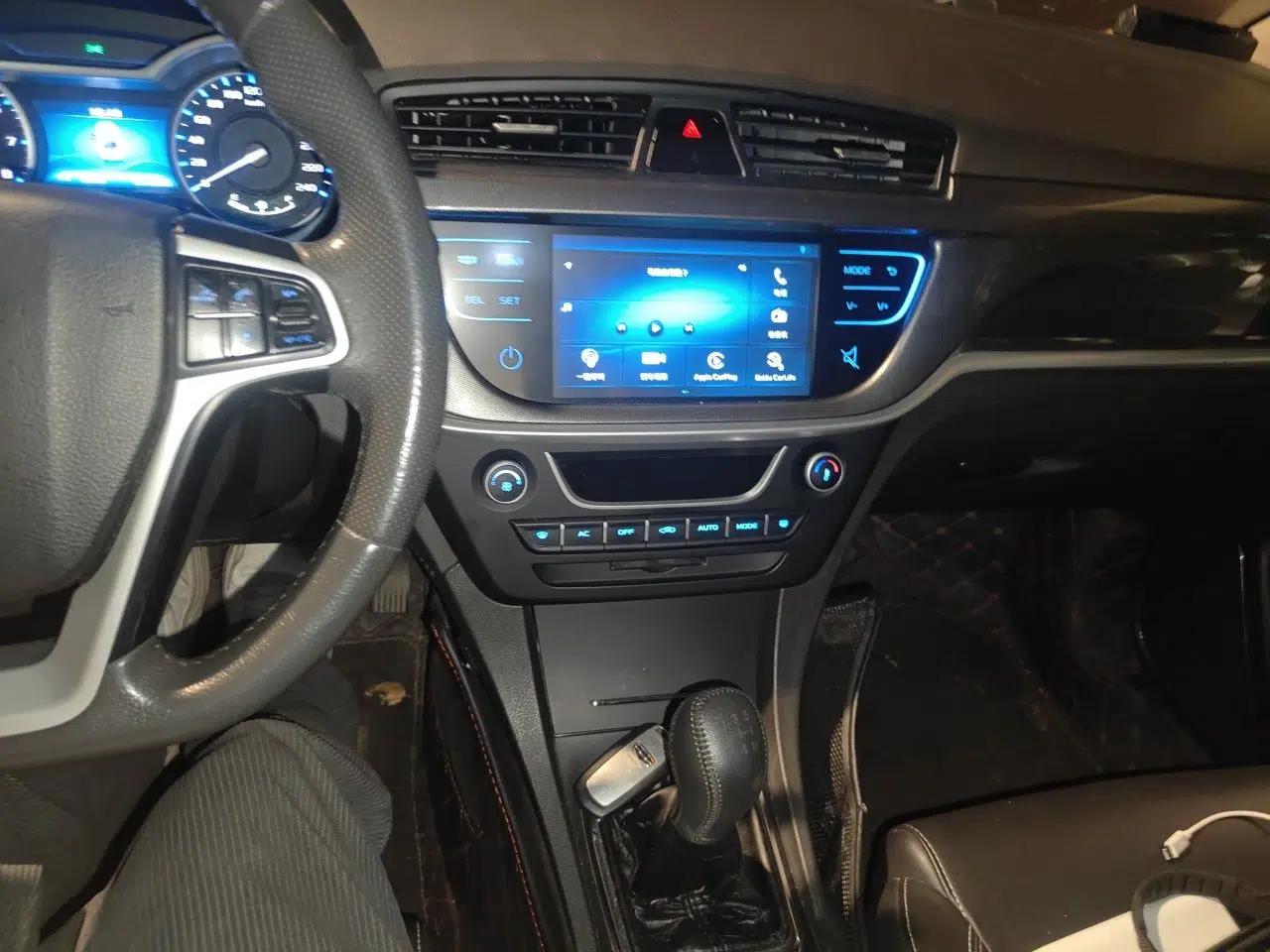 Geely Auto Emgrand 2017 Sedan Million Edition 1.5L Manual - Upward Version — миниатюра 13