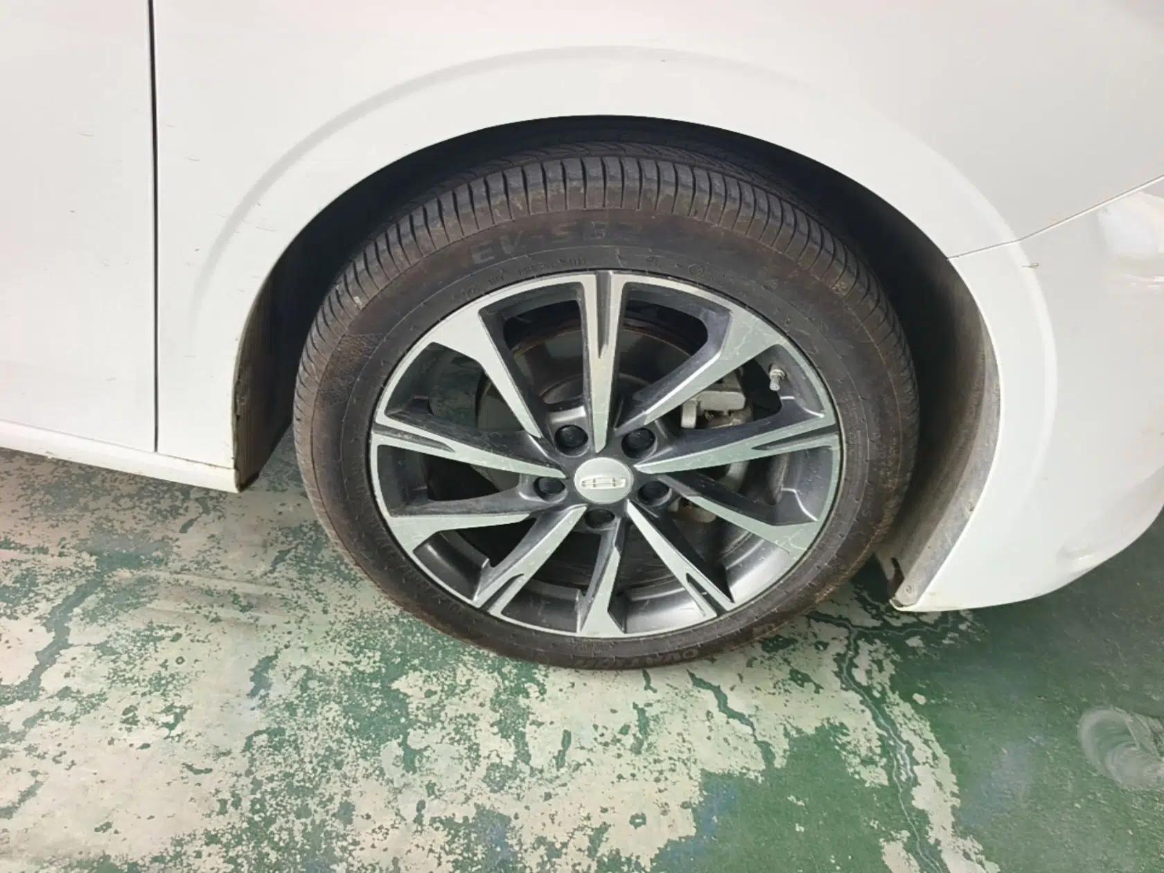 Geely Auto Emgrand 2025 4th Generation 1.5L CVT Luxury Version — миниатюра 11