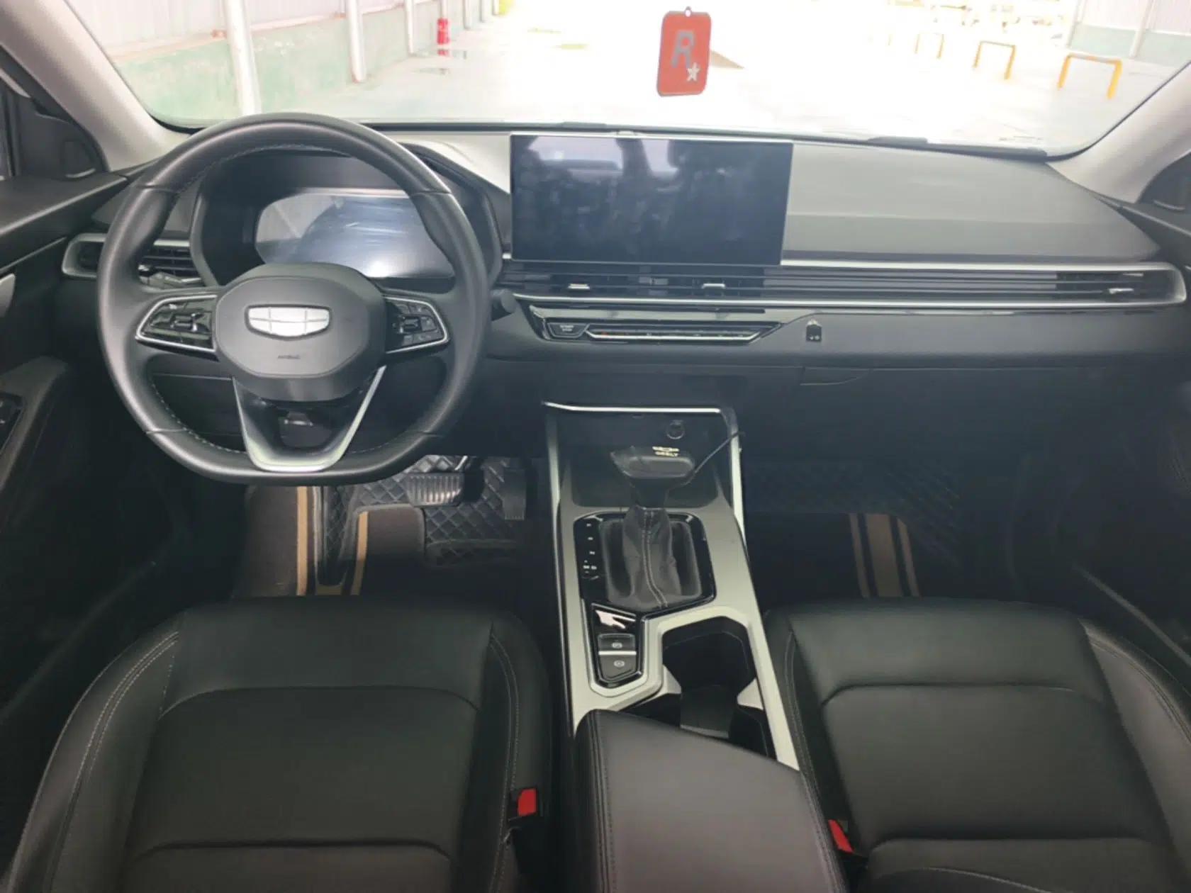 Geely Auto Emgrand 2025 4th Generation 1.5L CVT Luxury Version — миниатюра 12
