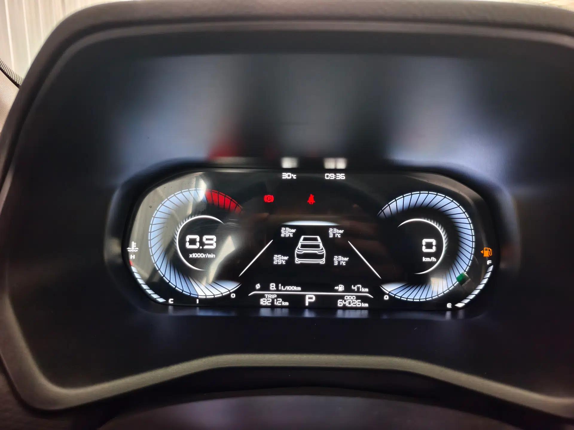 Geely Auto Emgrand 2025 4th Generation 1.5L CVT Luxury Version — миниатюра 14