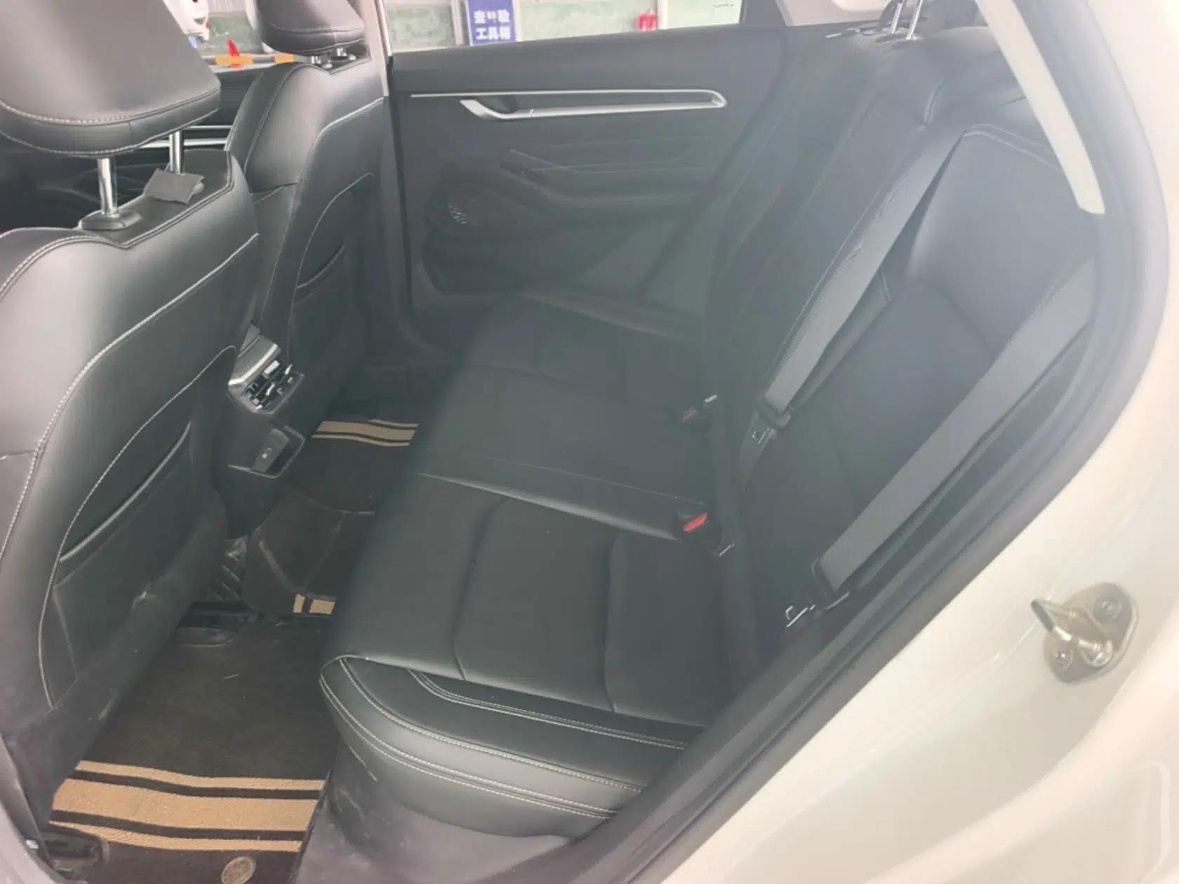 Geely Auto Emgrand 2025 4th Generation 1.5L CVT Luxury Version — миниатюра 20