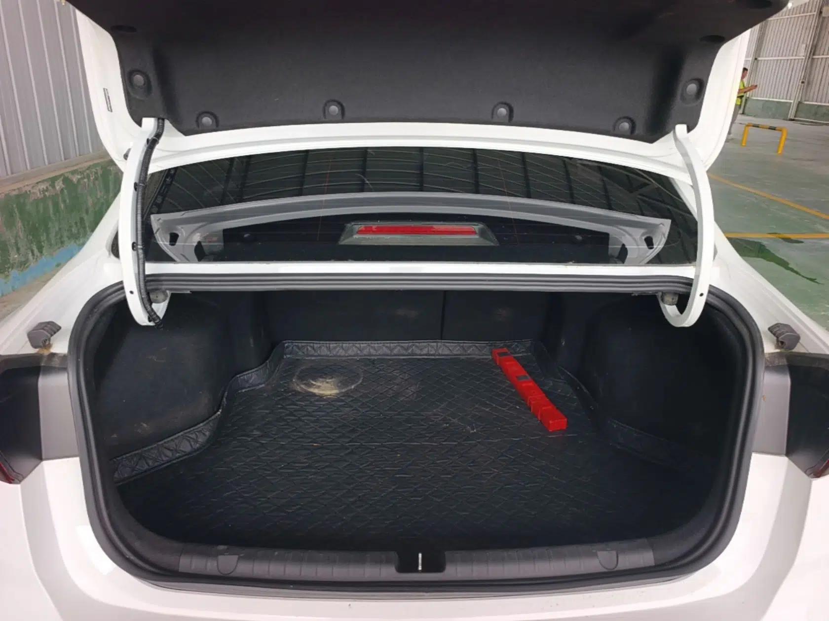 Geely Auto Emgrand 2025 4th Generation 1.5L CVT Luxury Version — миниатюра 22