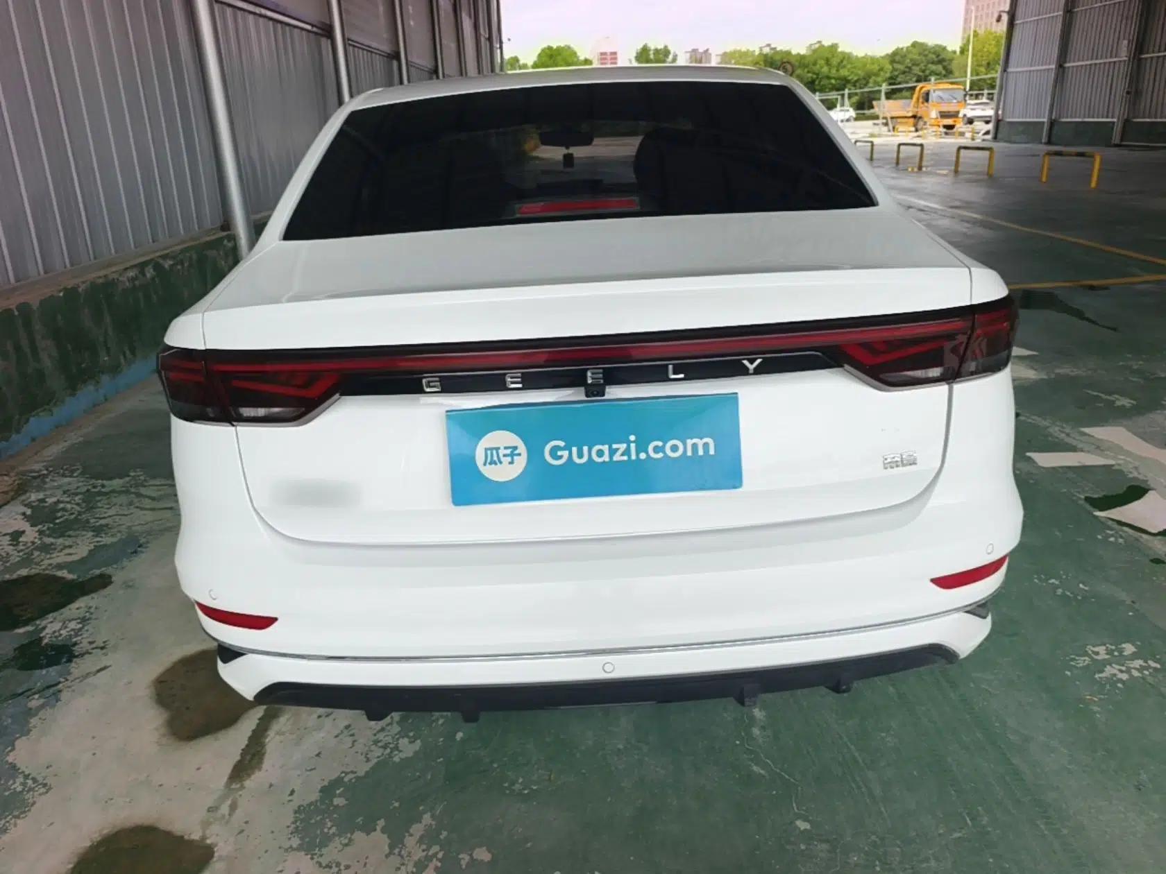 Geely Auto Emgrand 2025 4th Generation 1.5L CVT Luxury Version — миниатюра 5