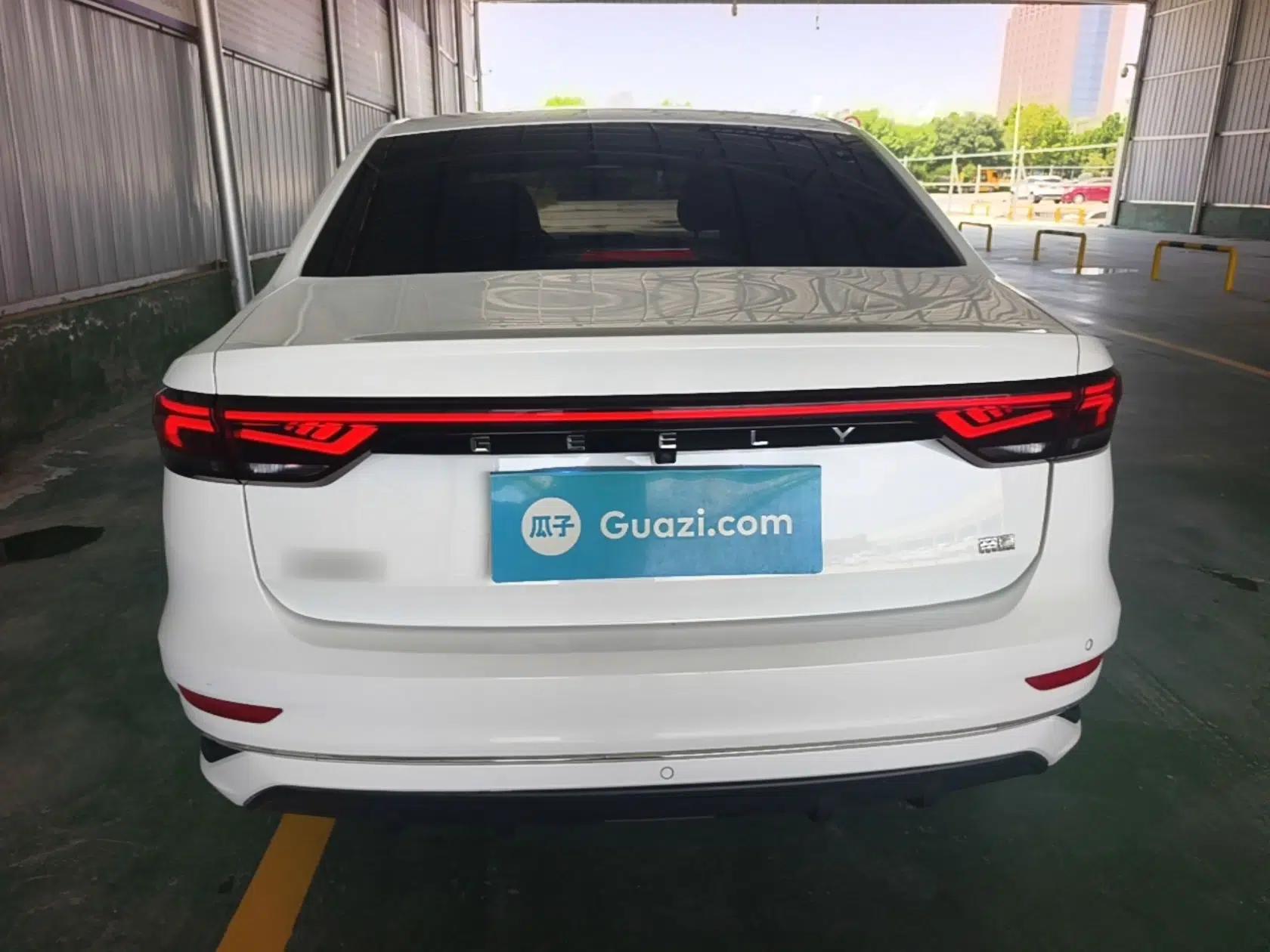 Geely Auto Emgrand 2022 4th Generation 1.5L CVT Flagship Model — миниатюра 5