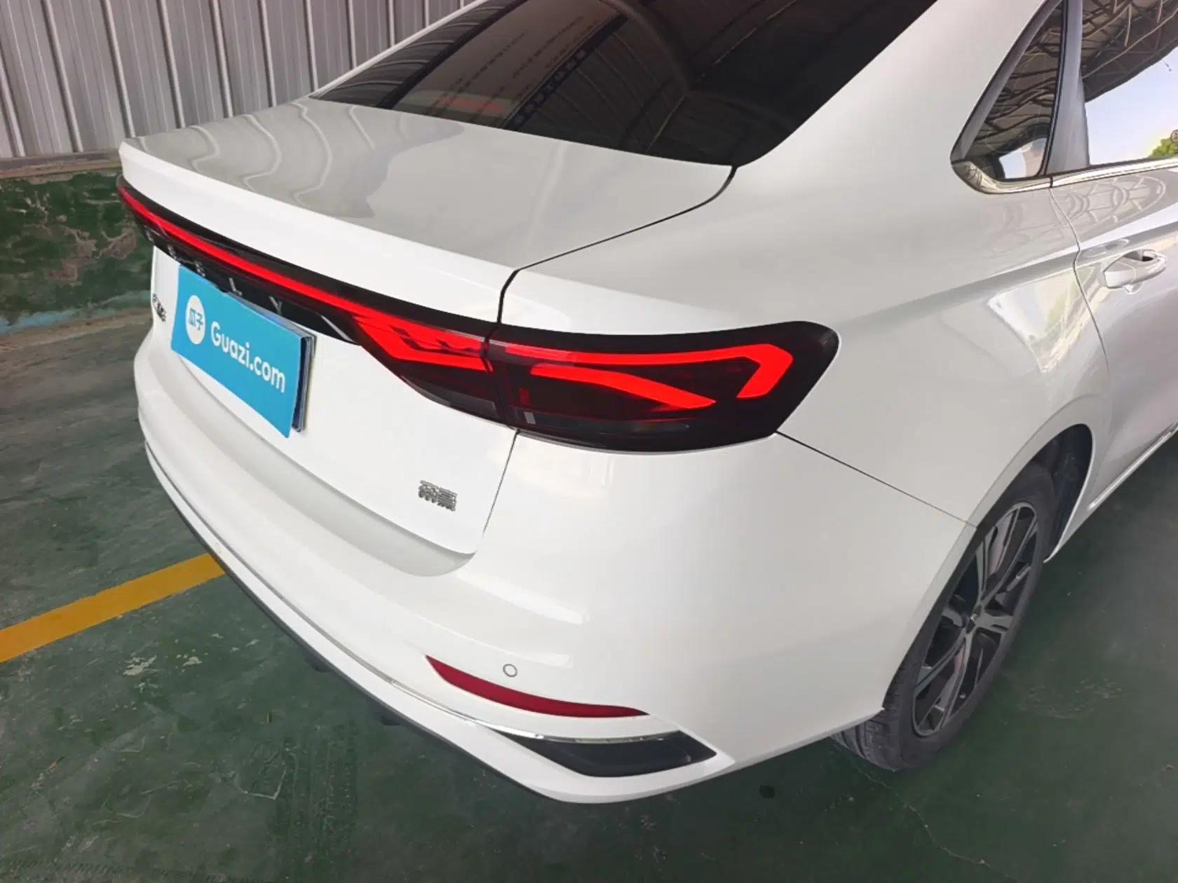 Geely Auto Emgrand 2022 4th Generation 1.5L CVT Flagship Model — миниатюра 9