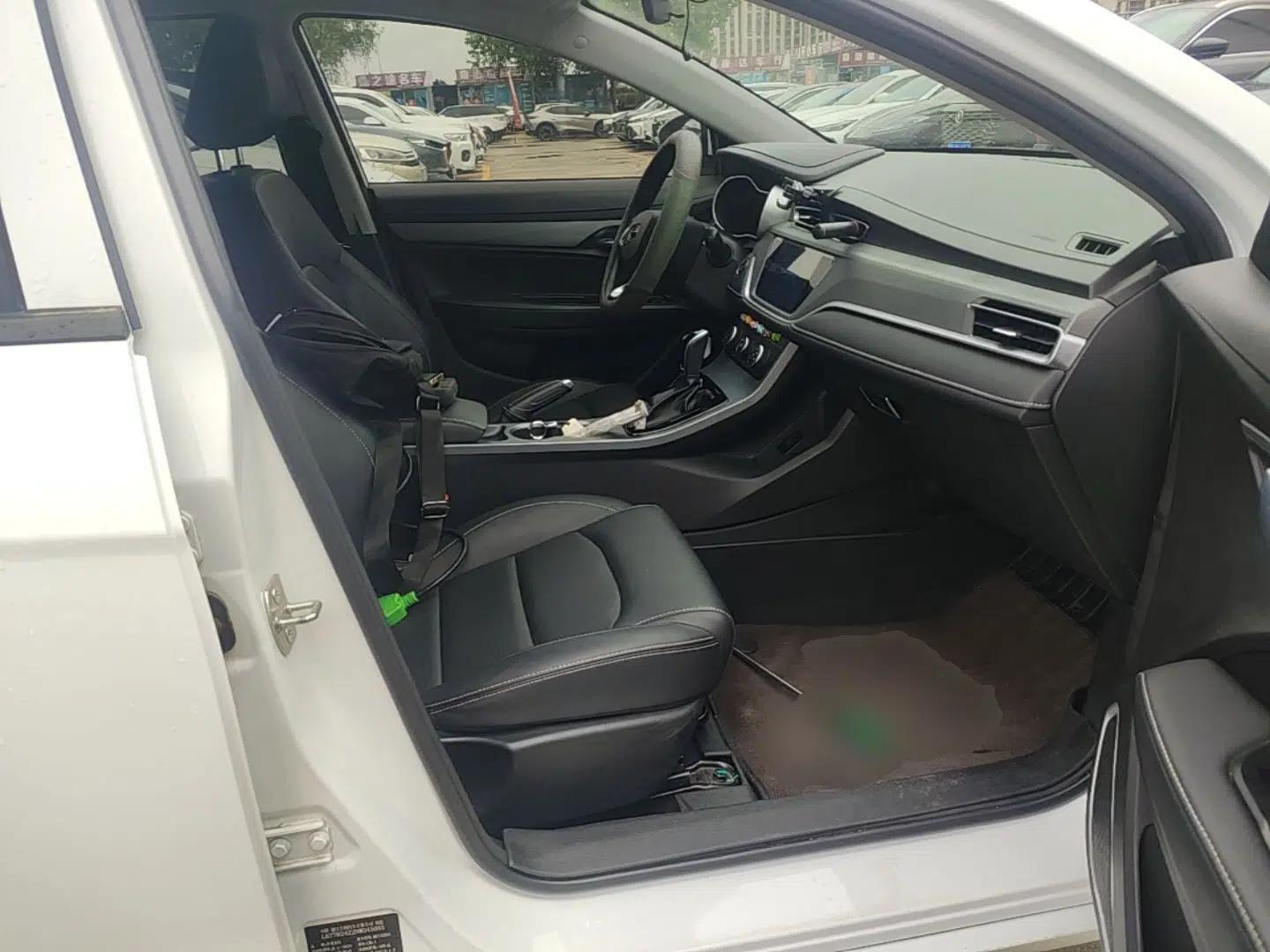 Geely Auto Emgrand 2021 UP 1.5L CVT Comfort Model — миниатюра 24