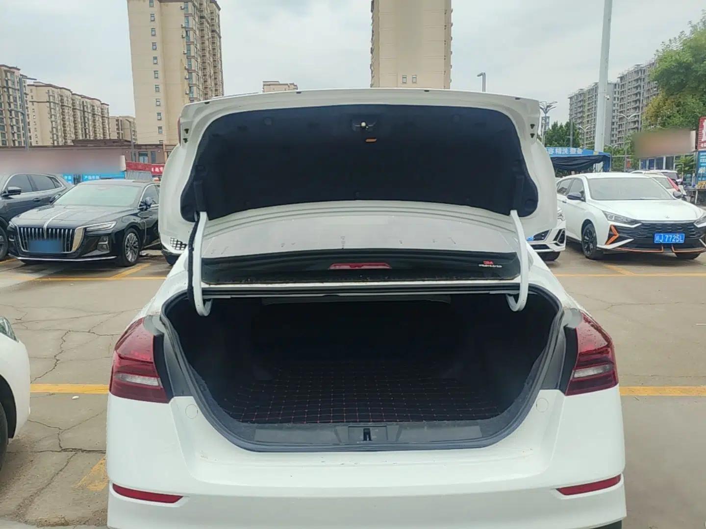 Geely Auto Emgrand 2021 UP 1.5L CVT Comfort Model — миниатюра 27